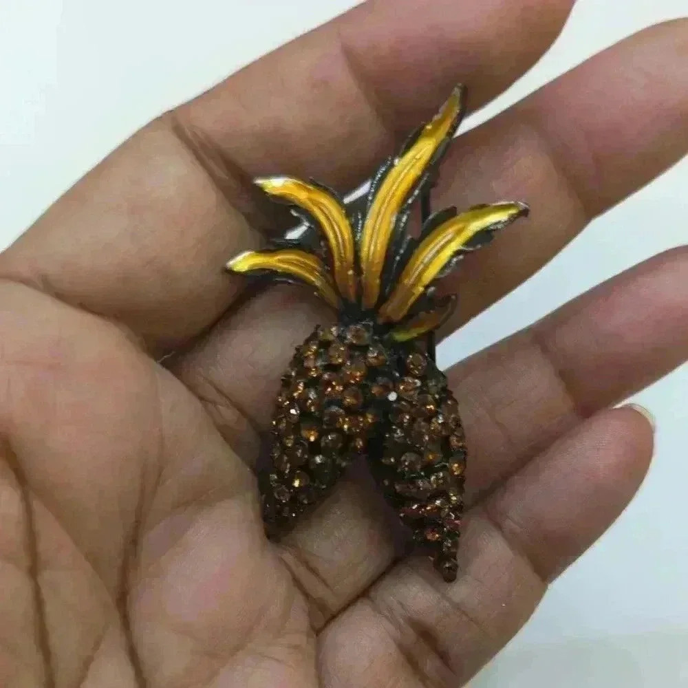 VINTAGE BSK Pinecone Brooch Pin | Autumn Amber Rhinestone Cluster | Signed Figur - Picture 6 of 6